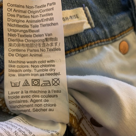 Madewell Petite 9" Mid-Rise Skinny Jeans in Frankie Wash: Torn-Knee Edition - Picture 10 of 10